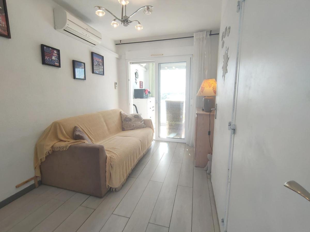 T1 Au Calme Avec Clim Et Parking Prive - Fr-1-503-171 Apartment Balaruc-les-Bains Exterior foto